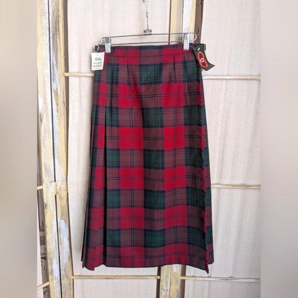 Murray Brothers Of Hawick Scotland Kilt NWT
